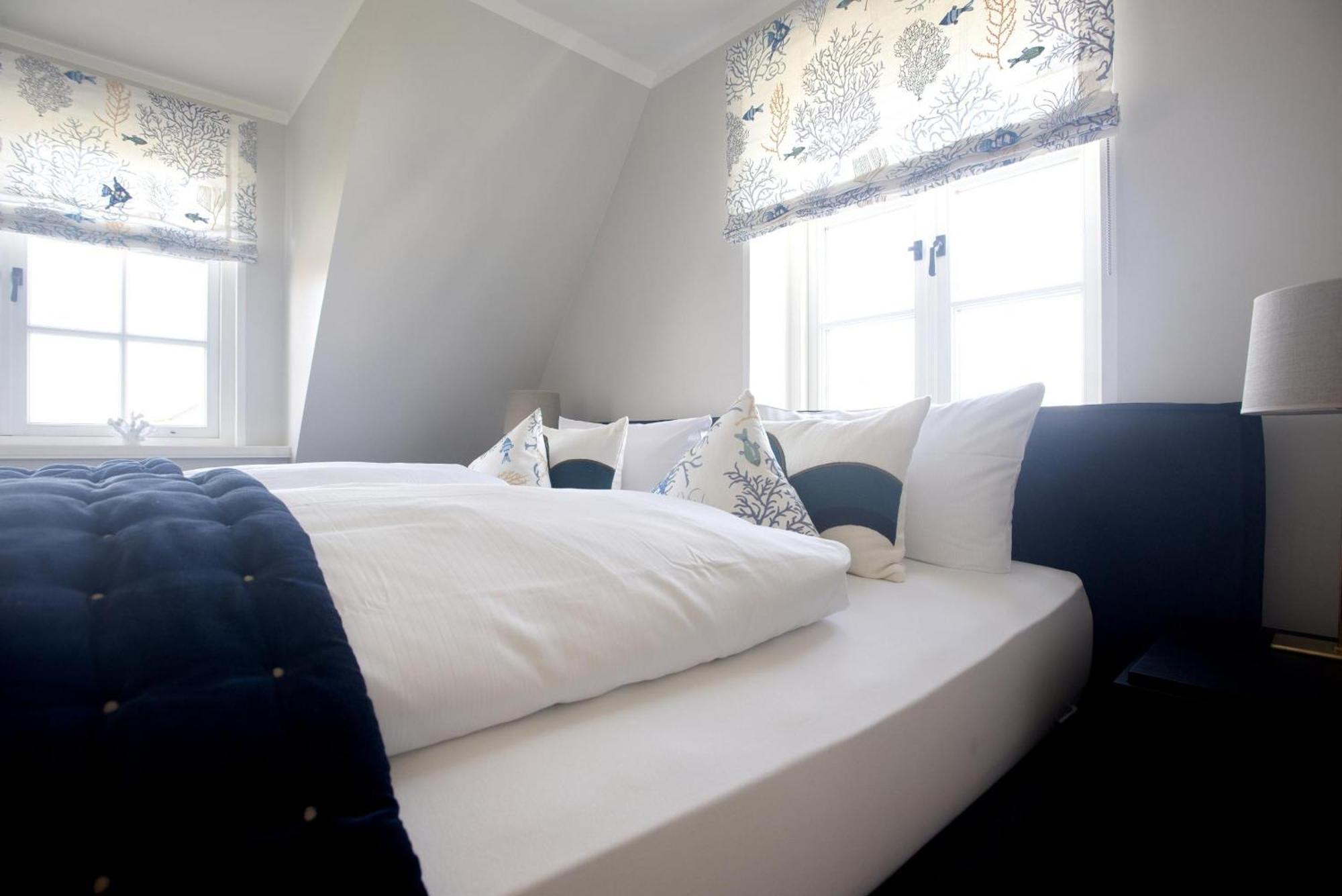 Neu! Ferienhaus Litj Horsa Hoog - Luxus, Lage, Leichtigkeit Mit Wellenrauschen In Wenningstedt Sylt Екстериор снимка